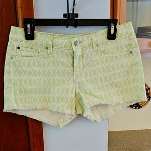 GAP 1969 Summer Cutoffs